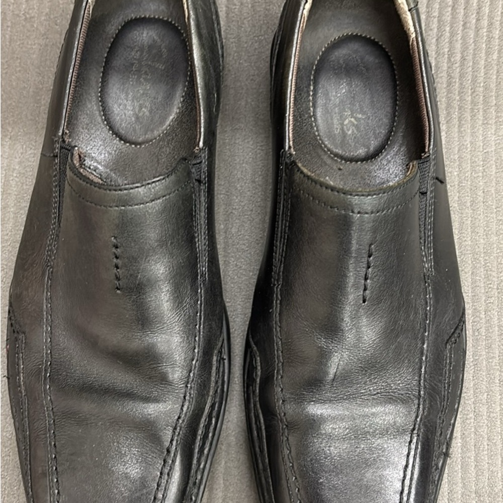 Clarks Black Leather Loafers Sz 9